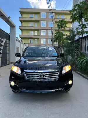 Toyota Vanguard 2011 Black