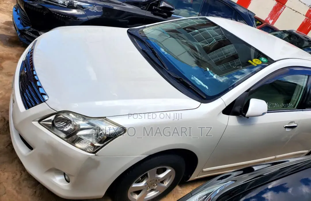 Toyota Premio 2008 White