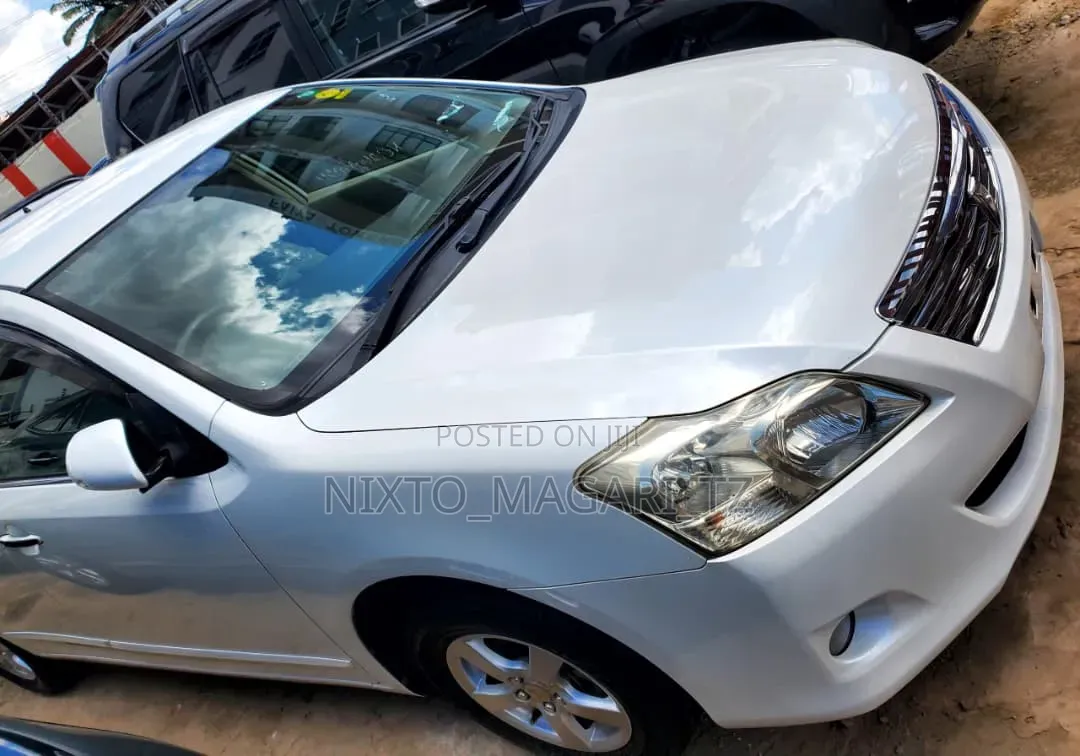 Toyota Premio 2008 White