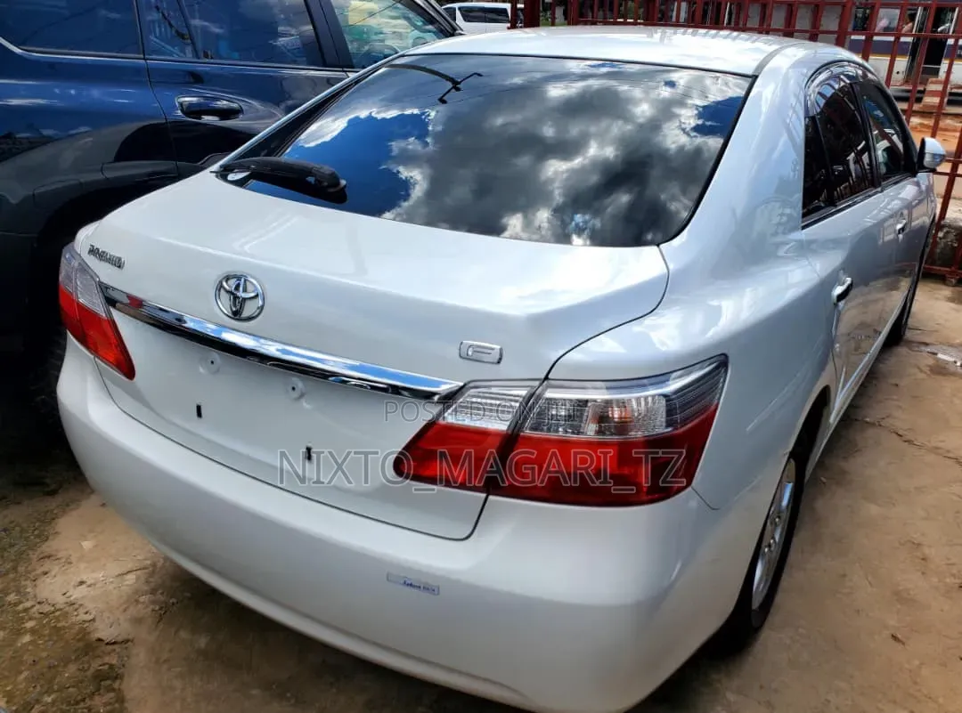 Toyota Premio 2008 White