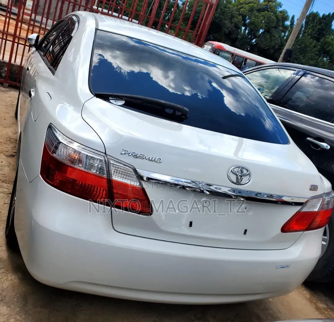 Toyota Premio 2008 White