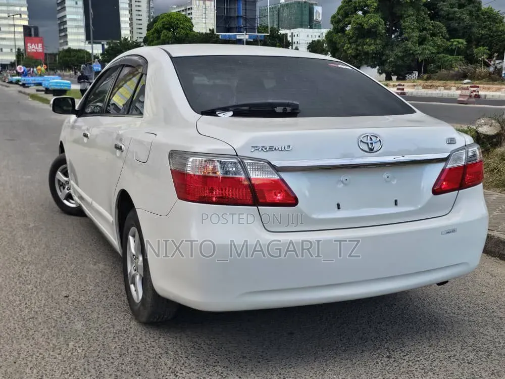 Toyota Premio 2008 White