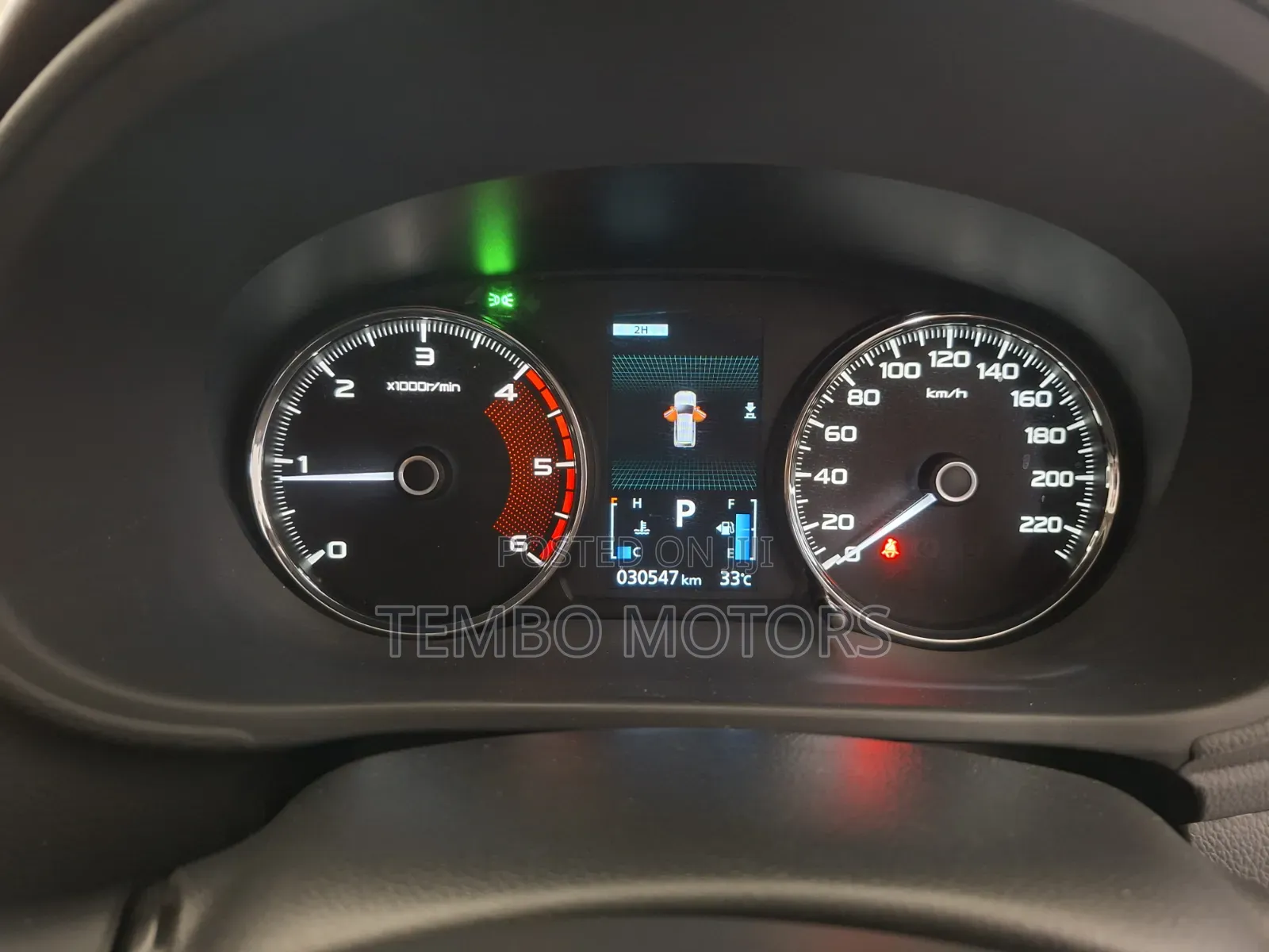 Mitsubishi Pajero 2022 Silver