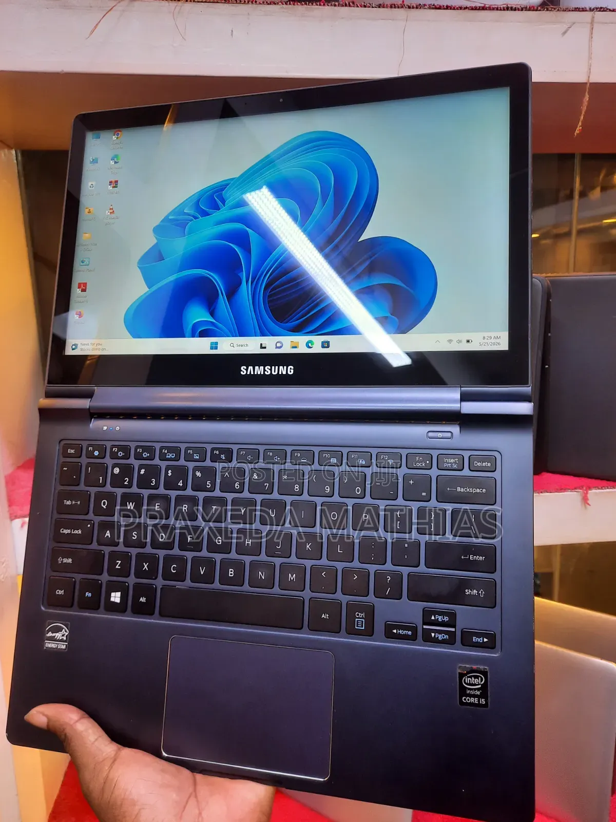 Laptop Samsung Ativ Book 9 Lite 8GB Intel Core i5 SSD 256GB