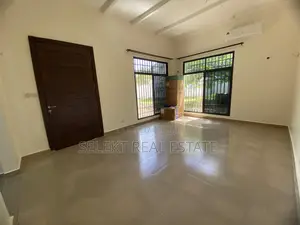 2bdrm House in Oyster Bay for rent