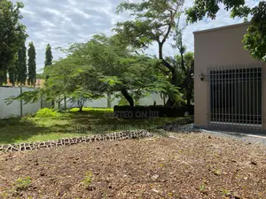 2bdrm House in Oyster Bay for rent