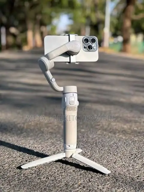 M2 Smartphone Gimbal Stabilizer With 3-Axis Stabilization