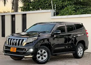 Toyota Land Cruiser Prado 2012 Black