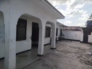 3bdrm Apartment in Mikocheni, Mbezi Beach for rent