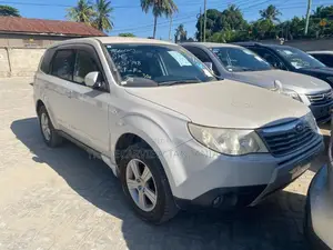 Subaru Forester 2009 White