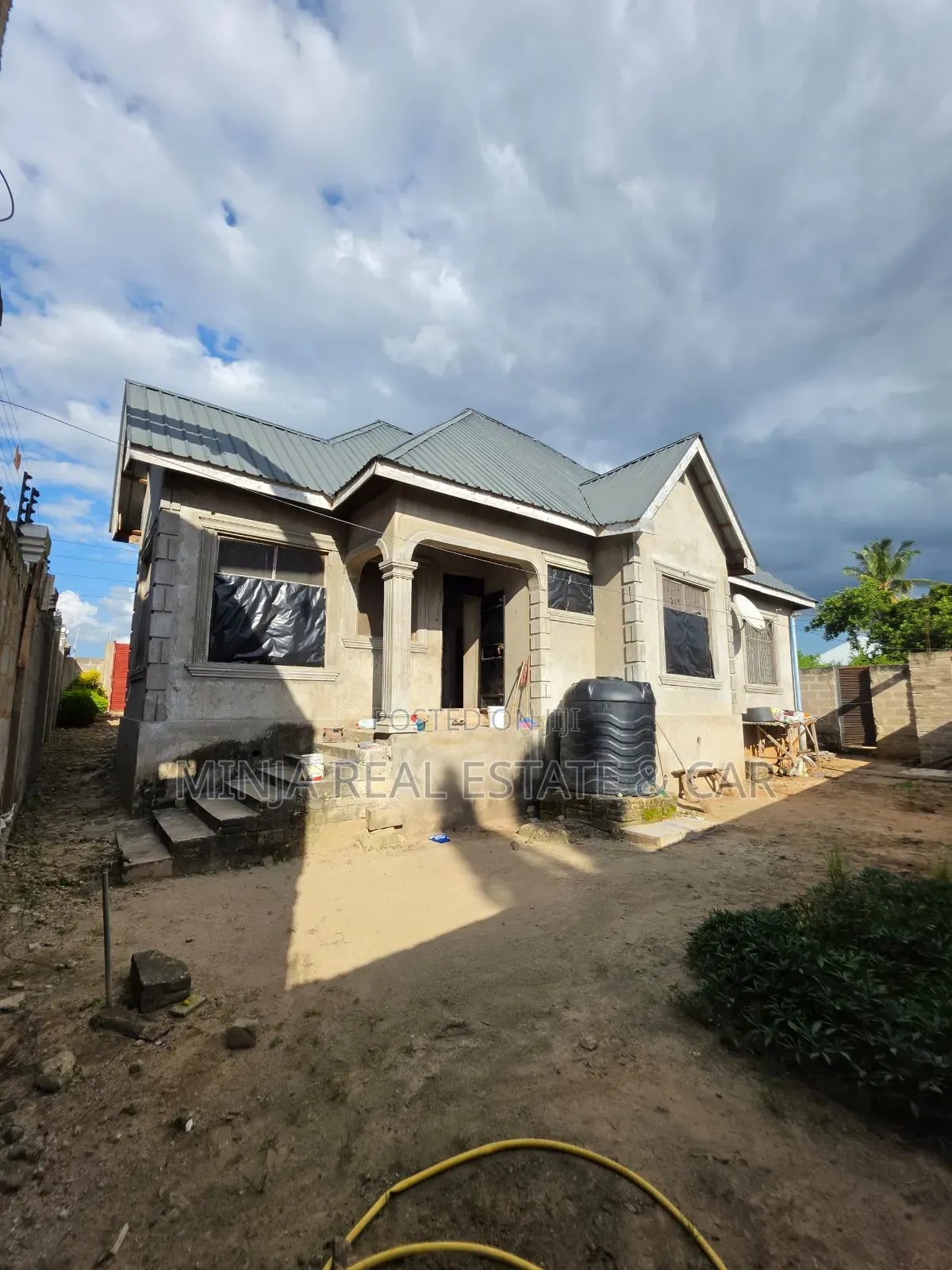 4bdrm House in Goba for sale