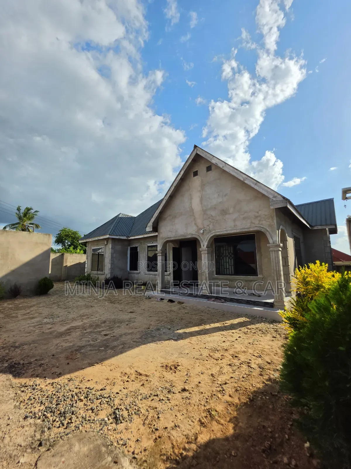 4bdrm House in Goba for sale