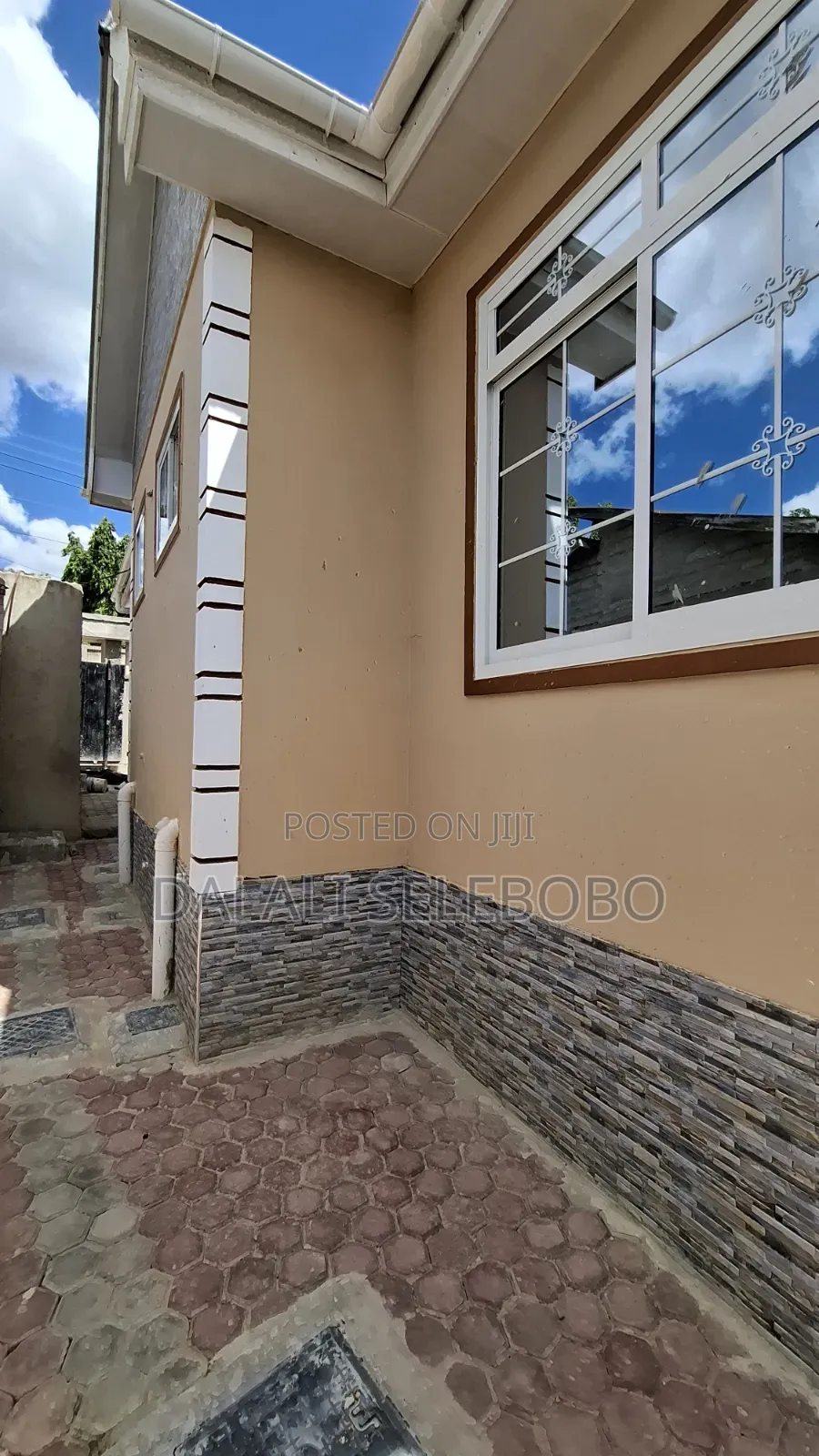 3bdrm Bungalow in Makongo Juu Ccm, Goba for sale