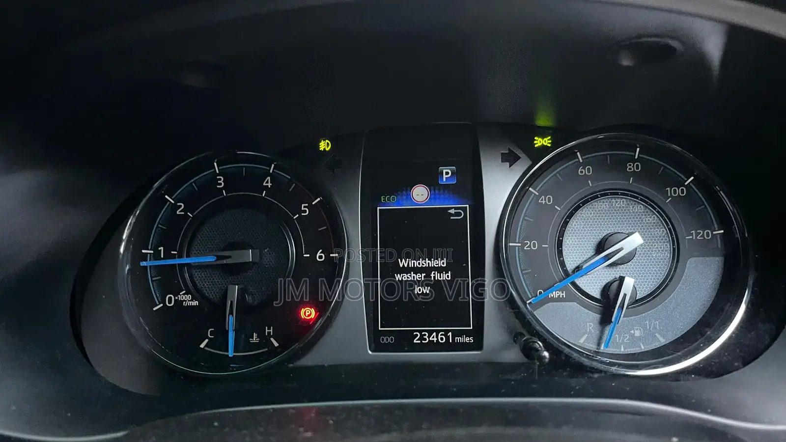 Toyota Hilux 2023 Gray