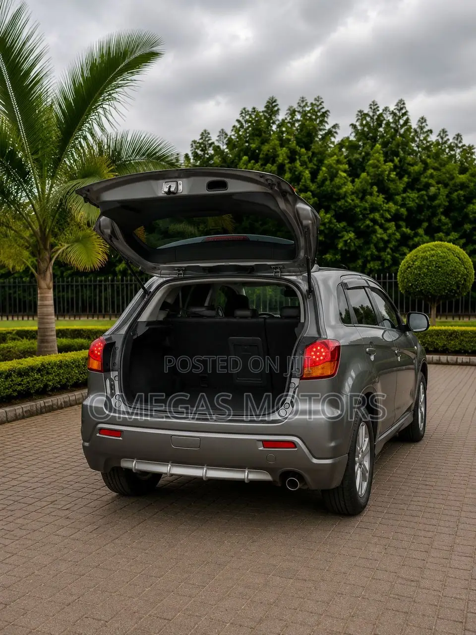 Mitsubishi RVR 2.0 2011 Gray
