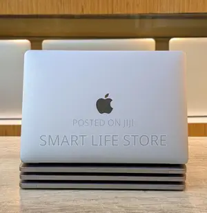 New Laptop Apple MacBook 2015 8GB Intel Core i5 SSD 128GB
