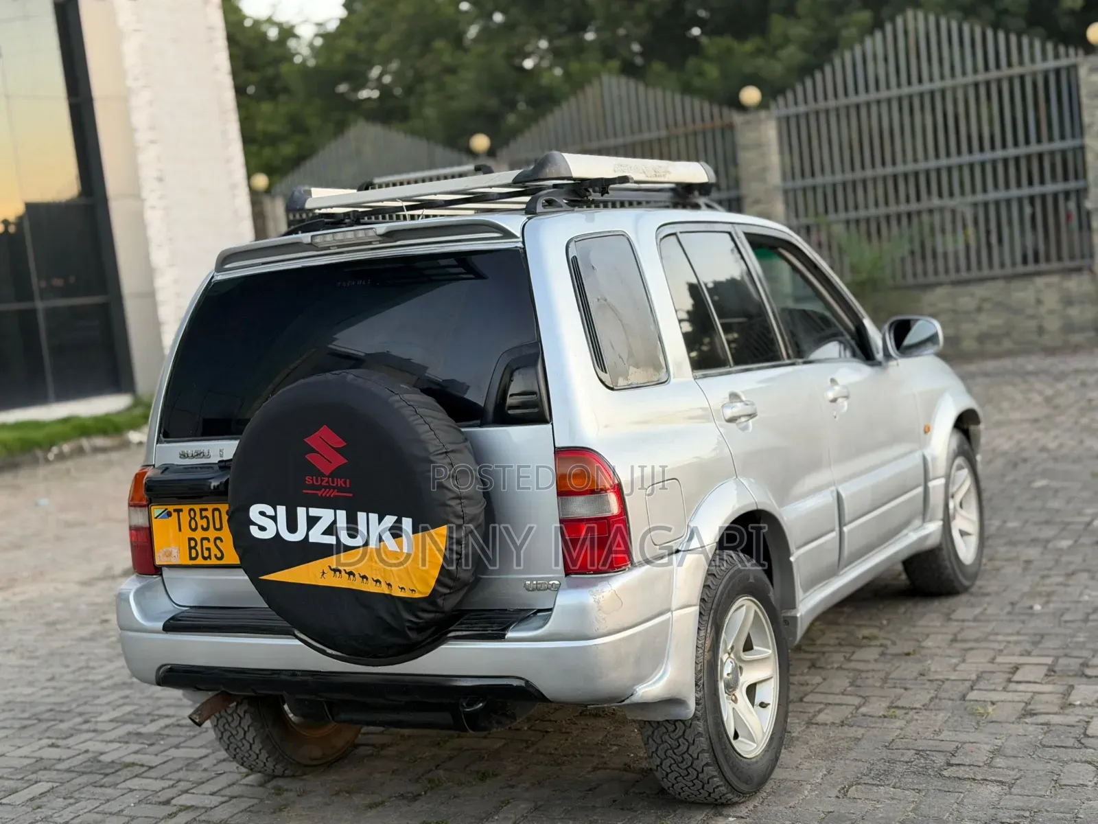Suzuki Escudo 2006 Silver