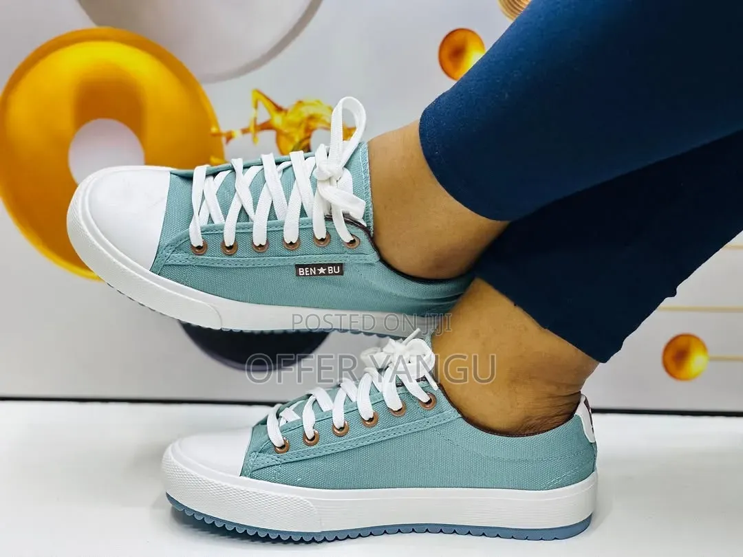 Benbu Canvas Sneakers
