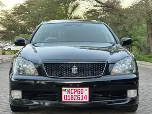 Toyota Crown Royale 2005 Black