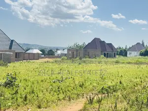 Viwanja Vinauzwa Kisesa - Kanyama (Karibu Na Chuo Cha Afya City Colege