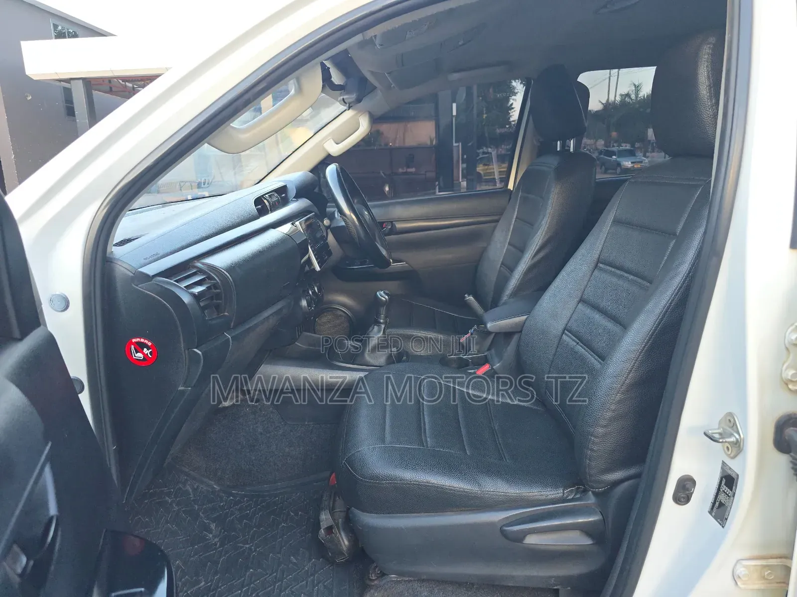 Toyota Hilux 2016 White