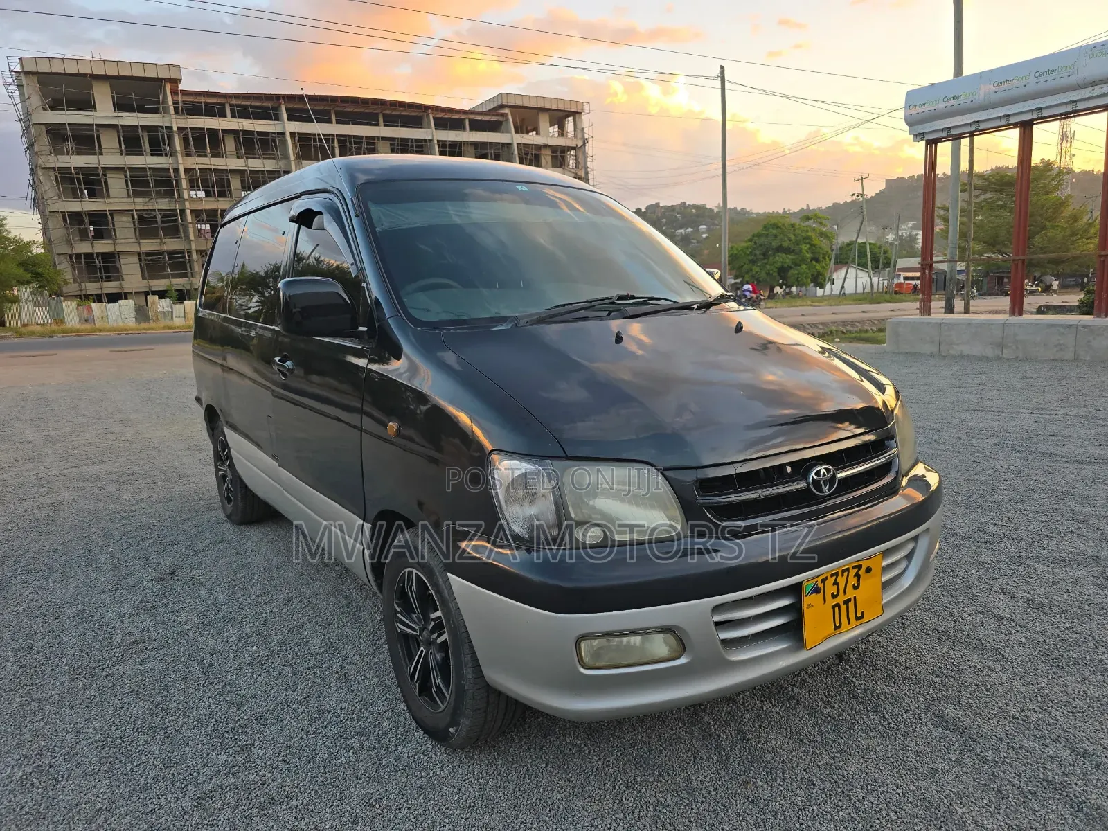 Toyota Noah 2001 Black