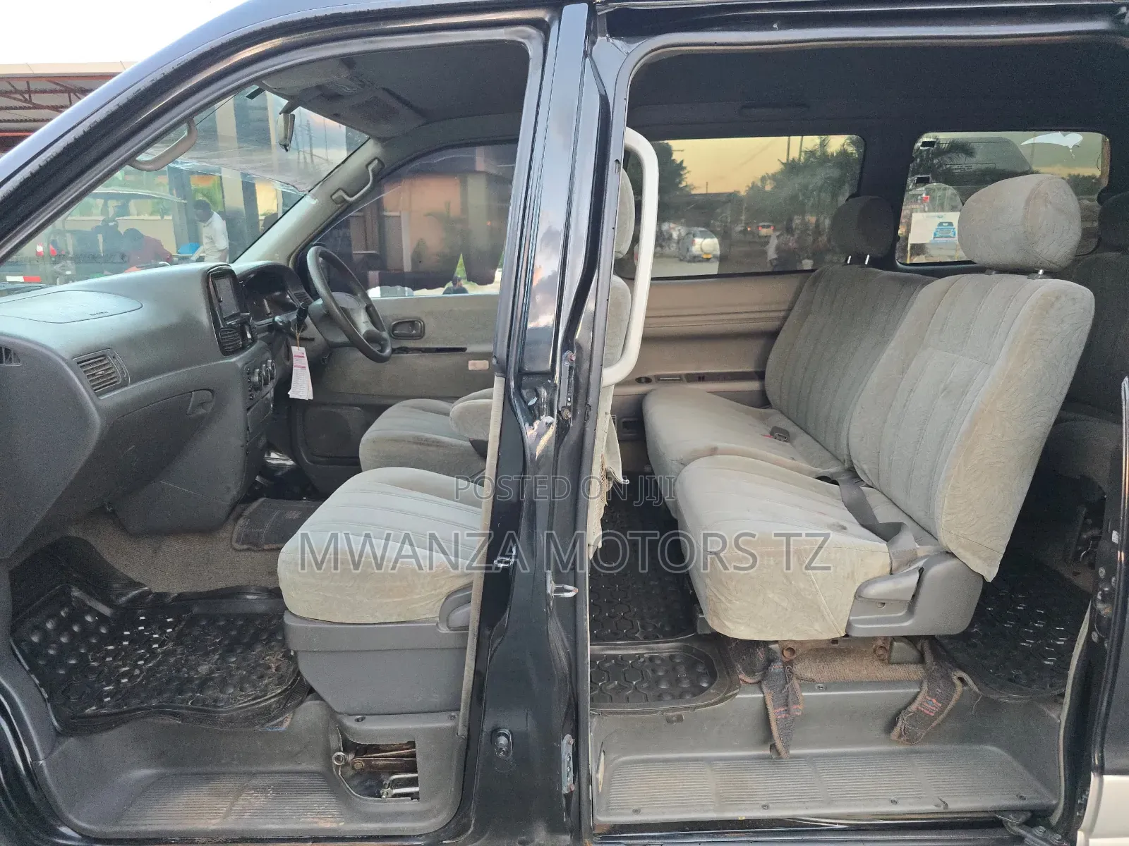 Toyota Noah 2001 Black