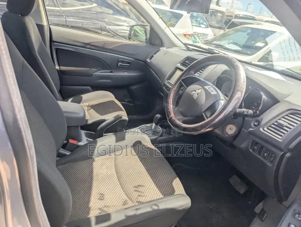 Mitsubishi RVR 2.0 2012 Gray