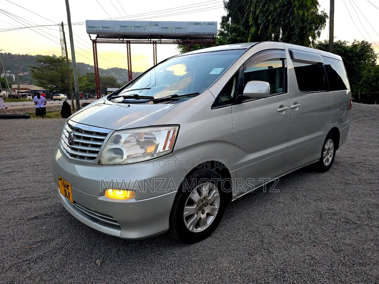 Toyota Alphard 2004 Silver