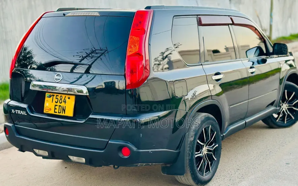 Nissan X-Trail 2.0 Automatic 2008 Black