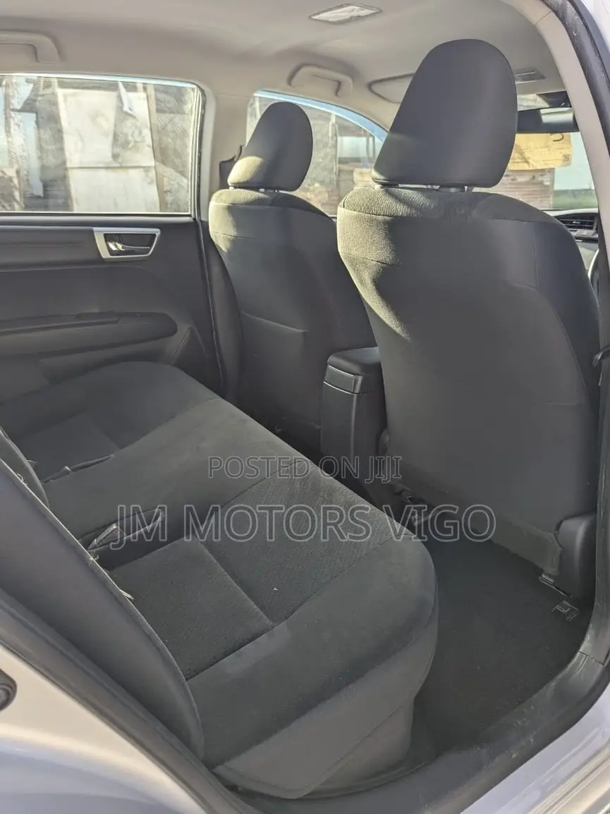 Toyota Axio 2016 Silver