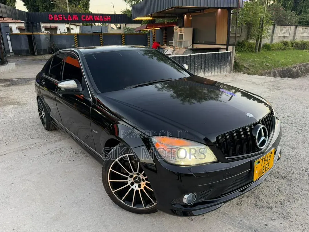Mercedes-Benz C-Class 2009 Black
