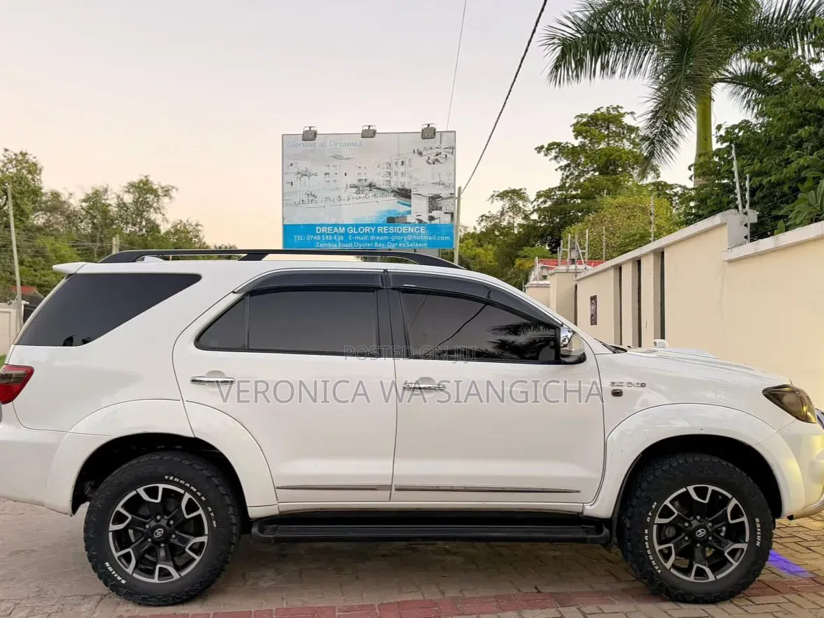 Toyota Fortuner 2016 White
