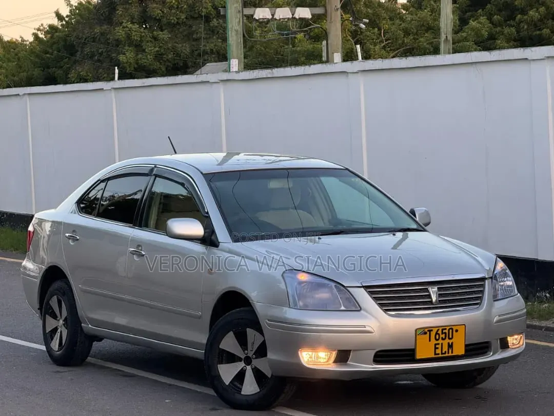 Toyota Premio 2004