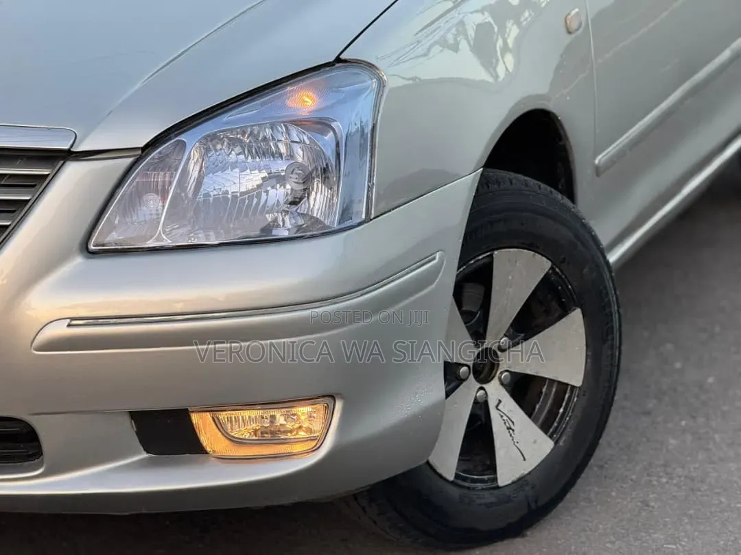 Toyota Premio 2004