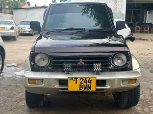 Mitsubishi Pajero 2005