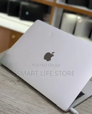 New Laptop Apple MacBook Air 2020 M1 16GB Intel Core i7 SSD 512GB