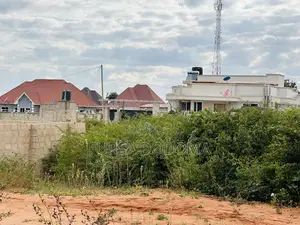 Kiwanja Kinauzwa Dodoma Mjini Nzuguni A