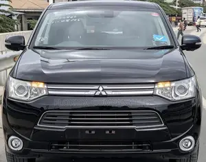 Mitsubishi Outlander 2013 Black