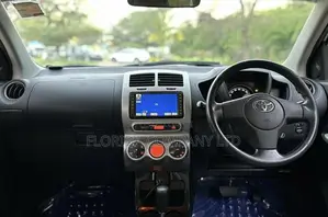 Toyota IST 2007 White