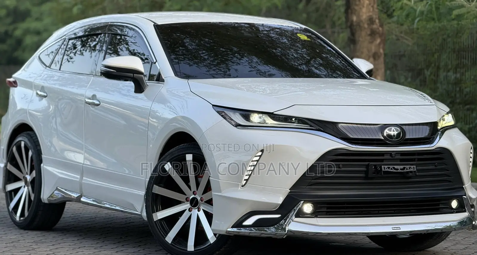 Toyota Harrier 2022 White