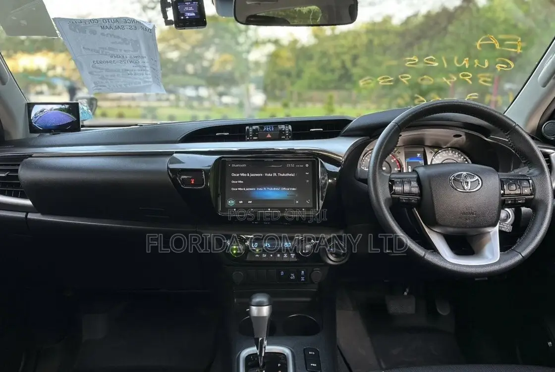 Toyota Hilux 2022