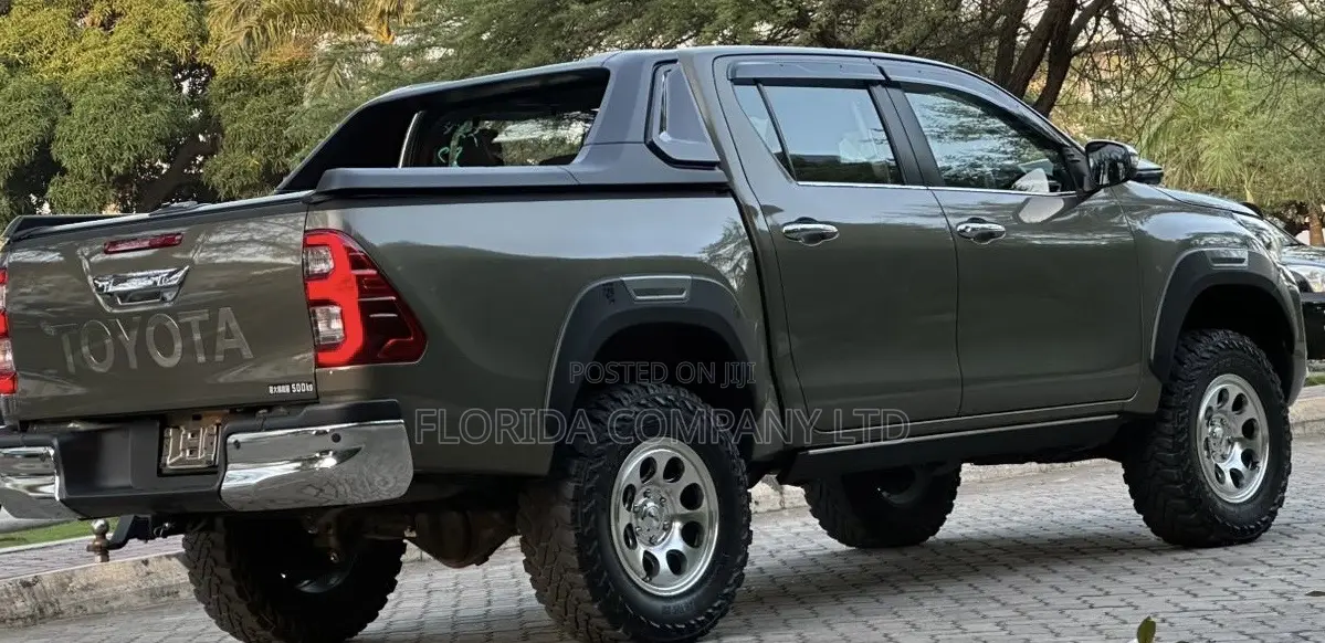 Toyota Hilux 2022