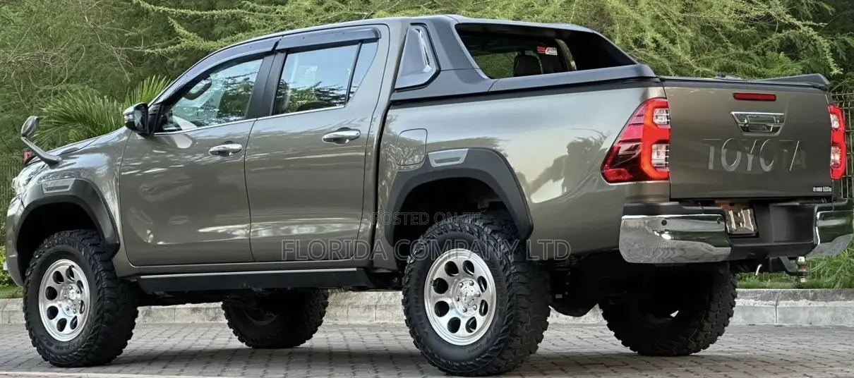 Toyota Hilux 2022