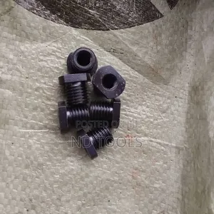 Adapter Bolt 10-14m Black