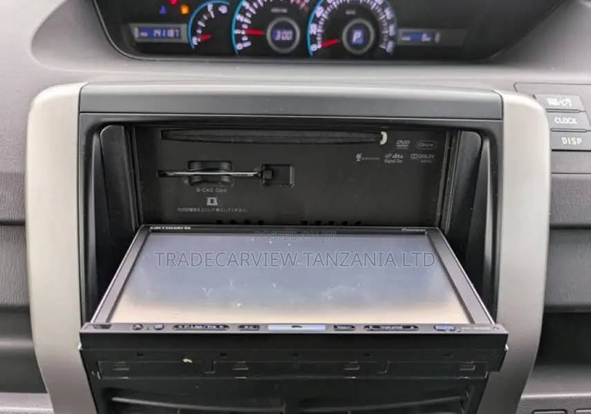 Toyota Noah 2007 Silver