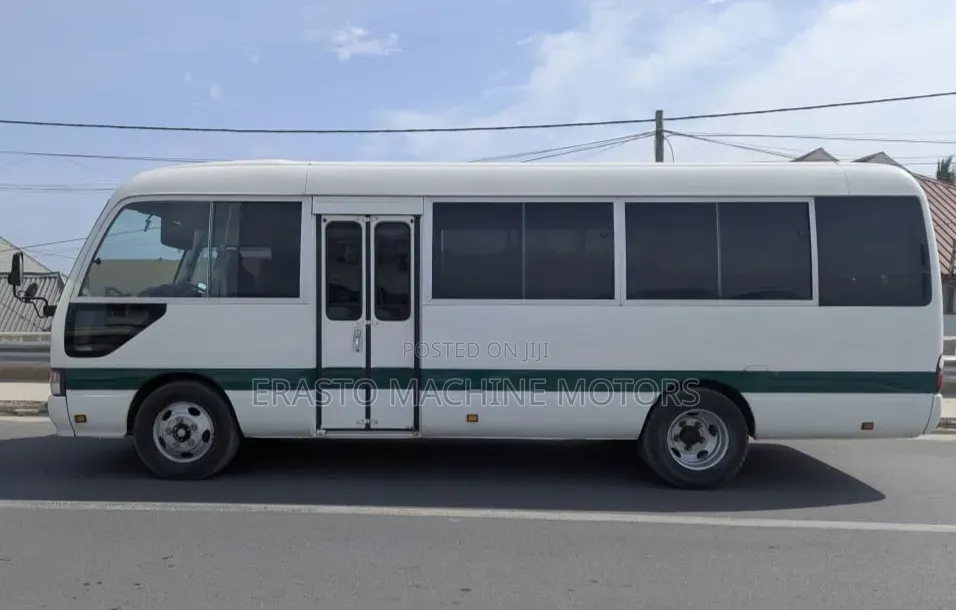 Toyota Coaster 2005