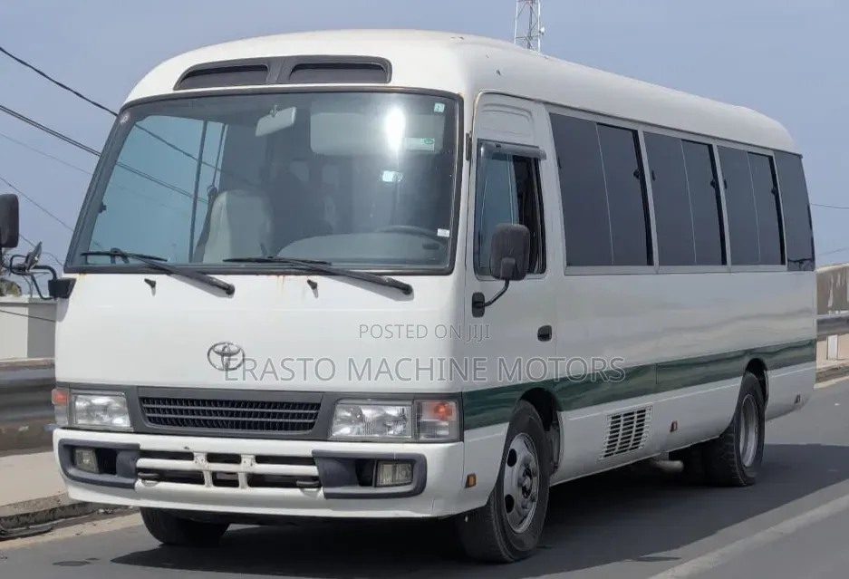 Toyota Coaster 2005