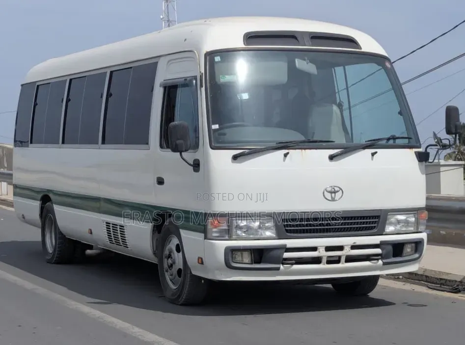 Toyota Coaster 2005