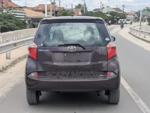 Toyota Ractis 2012 Maroon